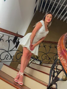 RebeccaHudson MISS HUDSON Foto 3