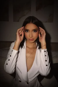 LillyThompson Are you coming or am I going? Pic 2