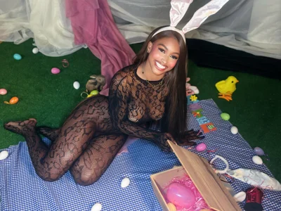 LiaTrainor Happy Easter 🐰 Εικόνα 4