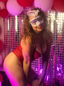 Jademommy_ Sip of Passion Pic 4