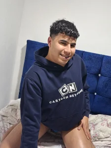 Soy-Alexiis Public Pic 4