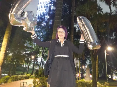 Goddess-Love-の𝕾𝖕𝖊𝖈𝖎𝖆𝖑 41𝖐 𝖋𝖔𝖑𝖑𝖔𝖜𝖊𝖗𝖘 (𝒲𝒶𝓁𝓀 𝒾𝓃  𝓉𝒽𝑒 𝒸𝒾𝓉𝓎 𝓃𝒾𝑔𝒽𝓉)の 2枚の写真