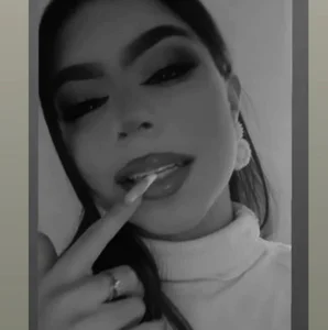 Channel_sofia's XXX nahých obrázků 1