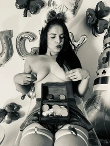 bryonycutee Happy saint patrick 🍀 Pic 3