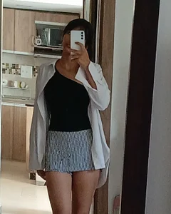 Alma_Rousy Public صورة واحدة|Alma_Rousy Public صورتان|Alma_Rousy Public  5 صور|Alma_Rousy Public  5 صورة