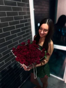 NikoleMills 🥰 Pic 3