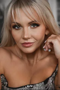 Luxury_Blonde me slika 3