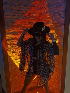 MaddyGray_ Elegant night Pic 5