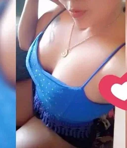 Roxanna_SexyGril Public Pic 2