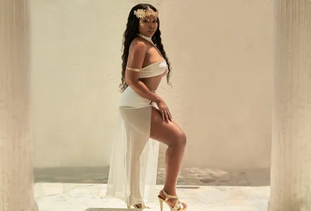 AlisonTravis Forbidden Goddess 🎃🍬 Foto