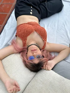 Izumi__ Midnight Glow 👀🍒🔥❤️ Pic 5