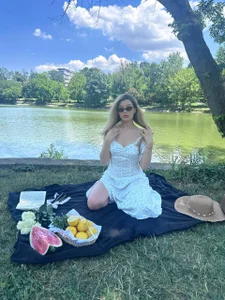 EvaWarren Picnic🐞🌸🍃 사진 2