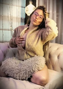 Alicia-thompson 🌹 Through My Eyes Billede 3