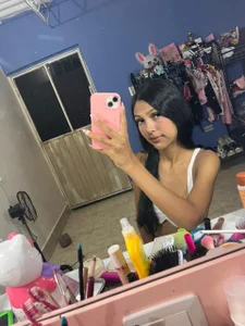 pia_houns17 me Pic 5