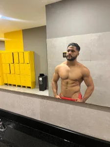 Pier_Simons Gym Time! Bilde 4