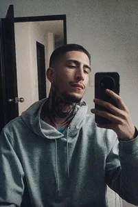 Nickk_parkerr Relax Pic