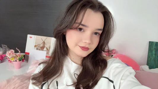 The Kind of Pretty That Distracts de YunaaHaruno Foto