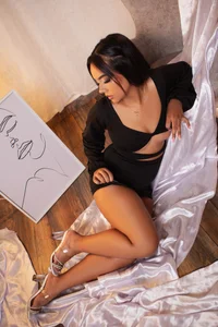 Julietaa_Miller Come closer… I know you’ll want to stay 사진