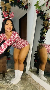 saramaciel- Feed Pic 2