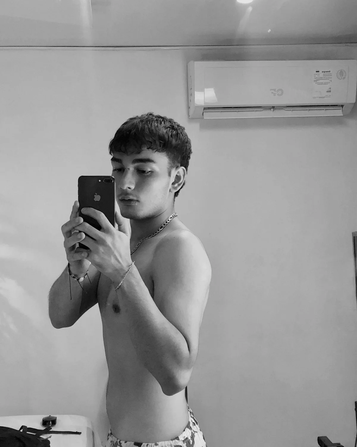 Трендове зображення  9126 LiamBlake_