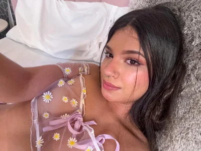 Hana_Stone Public Pic 3