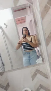 Public de Isaaqueensi  Imagens