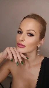 MiraPleasure_ Public Pic 7