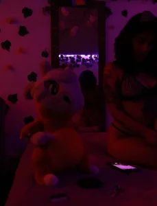 Afroditapoloo cat night 🔥 Pic