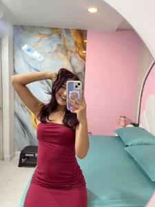 Ary__cherry kullanıcısının with a pretty red dress❤ albümü -  2 fotoğraf