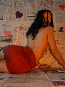 Forbidden Valentine de Kathaleiya_Ozz  4 photos