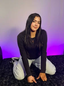 Holly_Watson_ sexy lady 💋  2টি ছবি