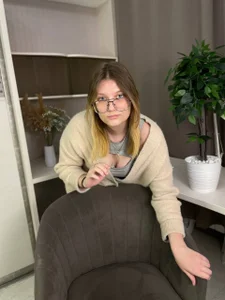 KaceyLuvianPublic图片 4