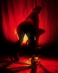 AnastasiaTaylor_ Shall we play in the dark? Εικόνα 9