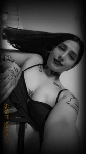 Miss Moshe od Moshelle_  2 snímek