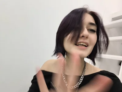 ❤️ de NadaSidles  3 Imagens