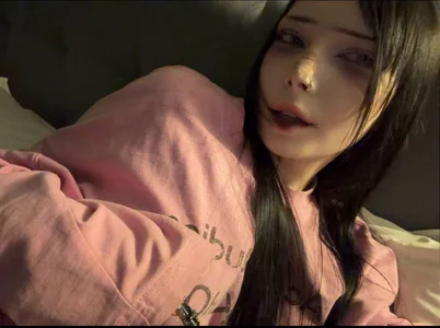 KeiraWave Public Pic 3