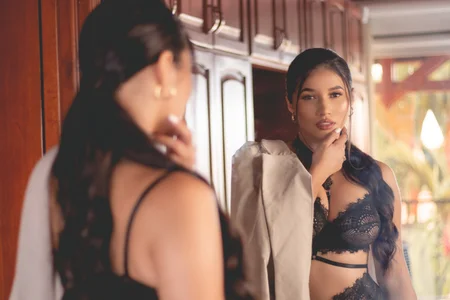 HannaCross BLACK LINGERIE Pic 9