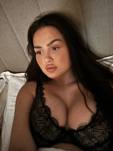 RUBY_BROOKS Public Hình 5