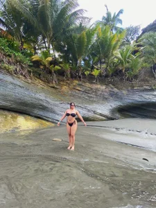 A day at the beach☀️ de CANDYGABYY Foto