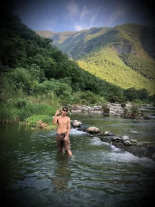 BeetledStoop No tenía cel las otras fotos son con mi lap jaja Foto