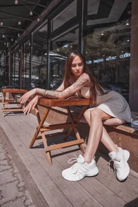 Top_Skinny French Cafe Immagine  5