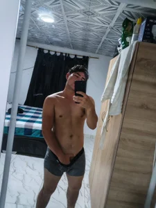 Power-Man-Heterosexual Public slika 4