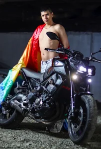 Angel_khouri_Motorcyclist🏍️ Bild 7