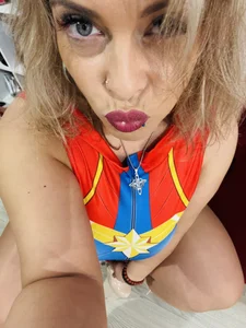 ZoeMesmerize FULL…of WONDER🦹‍♀️me!🫦 WONDER Z🔥 Pic 2