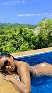 Only_pammela 🫧💧✨my second favorite place🌊🏖️💦 Εικόνα 2