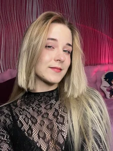 Public od CassidyKiss  2 snímek