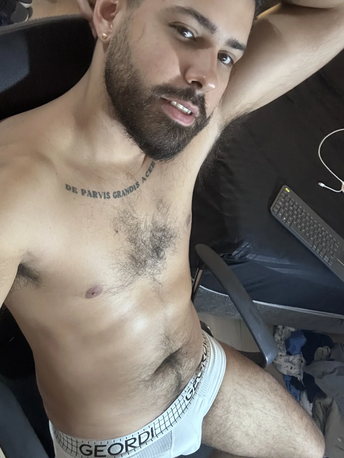 Justyn_Torres Trendaava kuva 8314