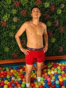 Do you like balls? hahahaha I want you to fall in love with my balls de Dereck_Smithh Foto 2