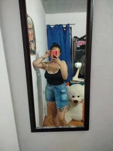 Sophie-Hot-: Public ( 8 фото)