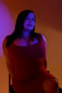 Nahomi_rosse Time taught me to provoke without saying a word.🔥 Billede 4